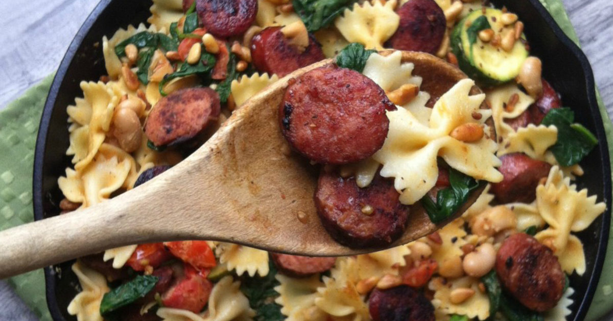 LXP Lifexpe - Life Experience in nutrition foods and healthy food Smoked Sausage White Bean and Spinach Pasta